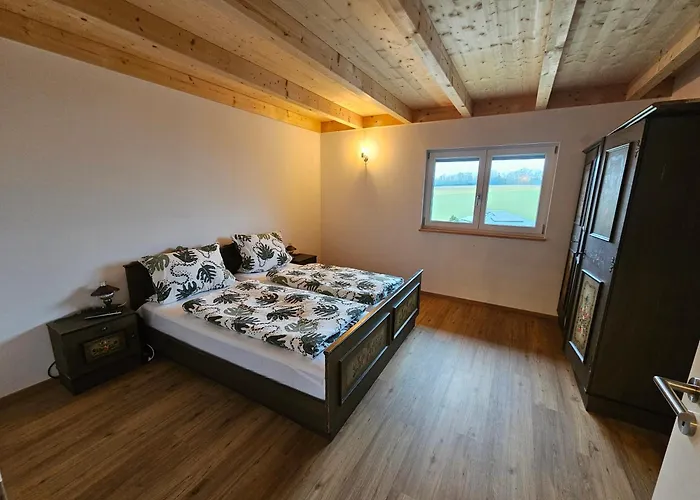 Penthouse-ferienwohnung Auf Rups Hof * Landau an der Isar