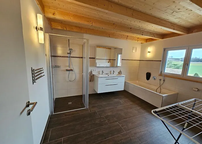 Penthouse-ferienwohnung Auf Rups Hof * Landau an der Isar