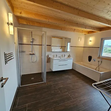 Penthouse-ferienwohnung Auf Rups Hof * Landau an der Isar